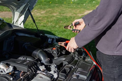Recondition a Car Battery | Tips And Warnings